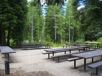 Spruces Campground