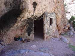Hermit's Cave Marjum Pass