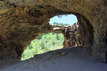 Wind Cave Hiking Trail